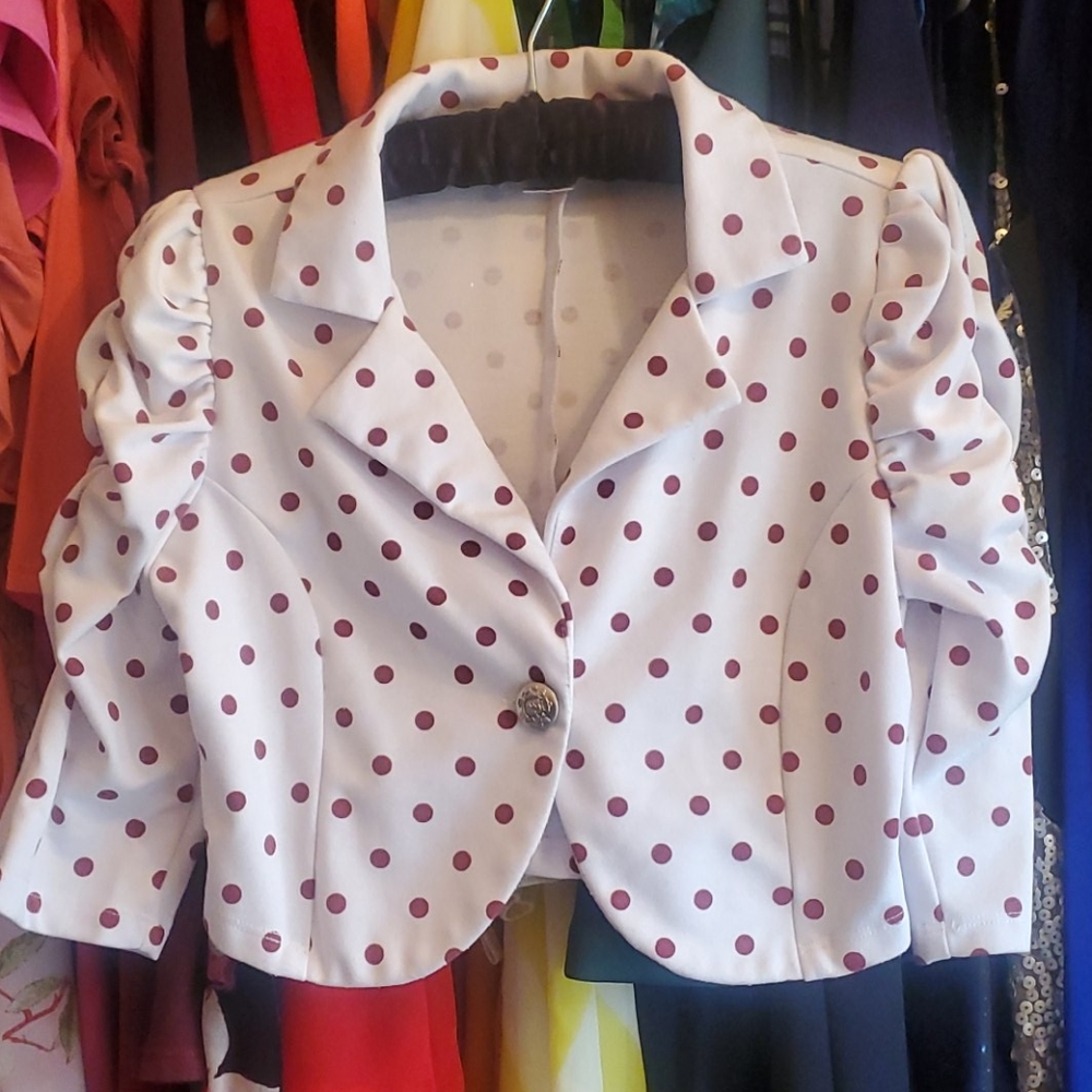 White and red polka dot cropped cotton blazer